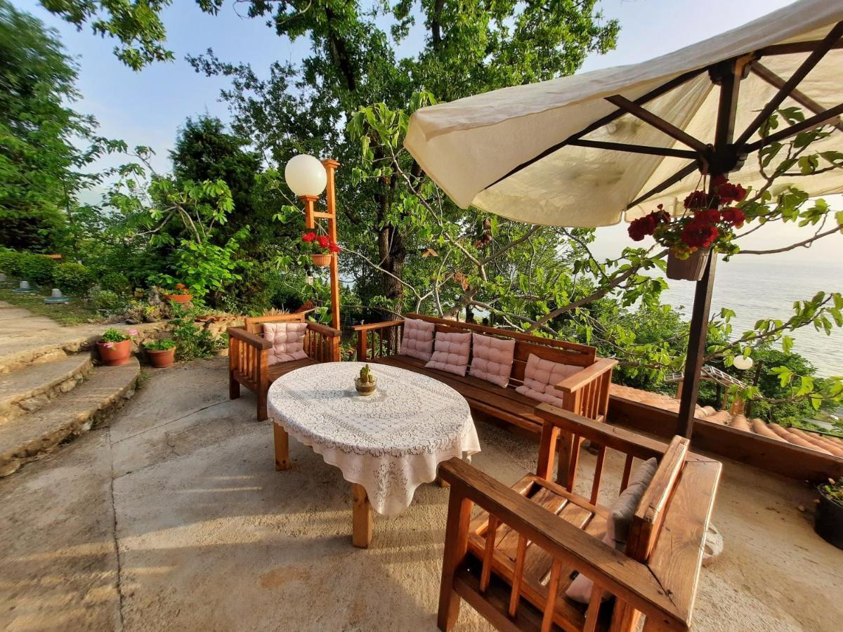 Robinson Sunset Guest House Lagadin Luaran gambar