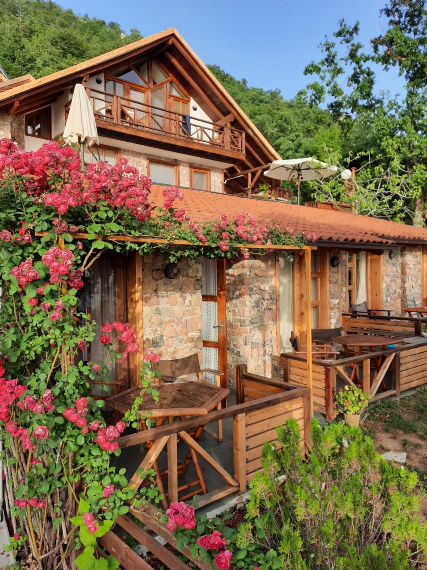 Robinson Sunset Guest House Lagadin Luaran gambar