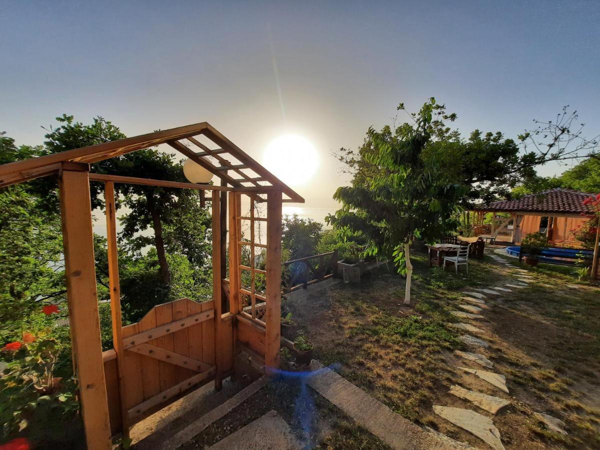 Robinson Sunset Guest House Lagadin Luaran gambar